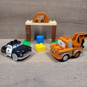 Lego Duplo Pixar Cars Mater's Yard w/ Sheriff 5814
